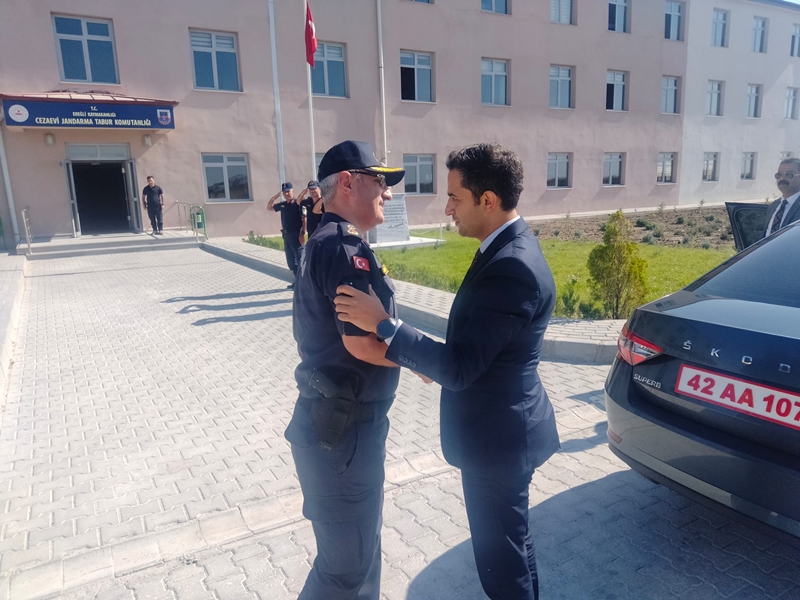 Kaymakamımız Oğuz Cem MURAT, Cezaevi Jandarma Tabur Komutanlığını ziyaret etti